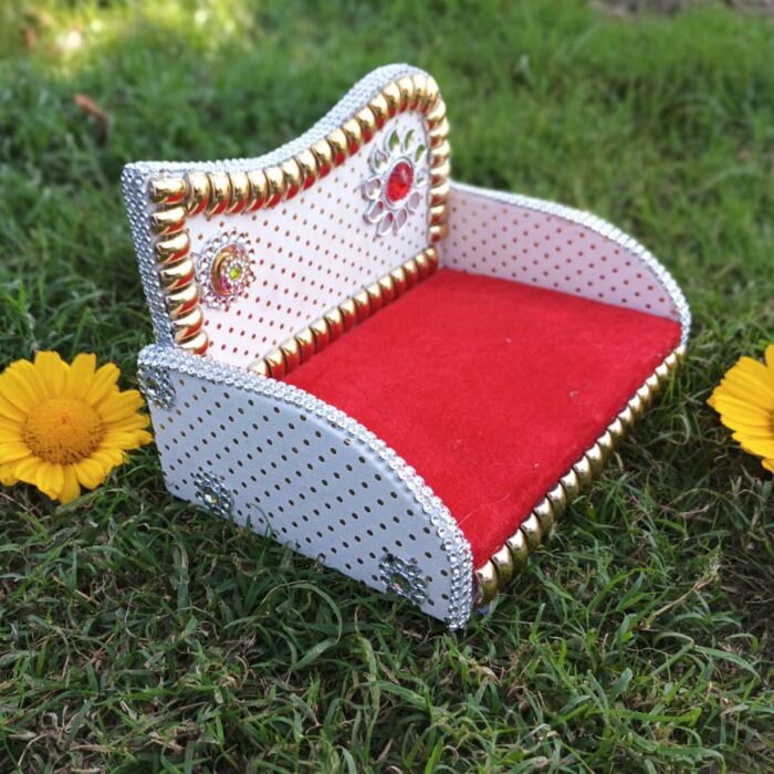 White Red Laddu Gopal Singhasan 3