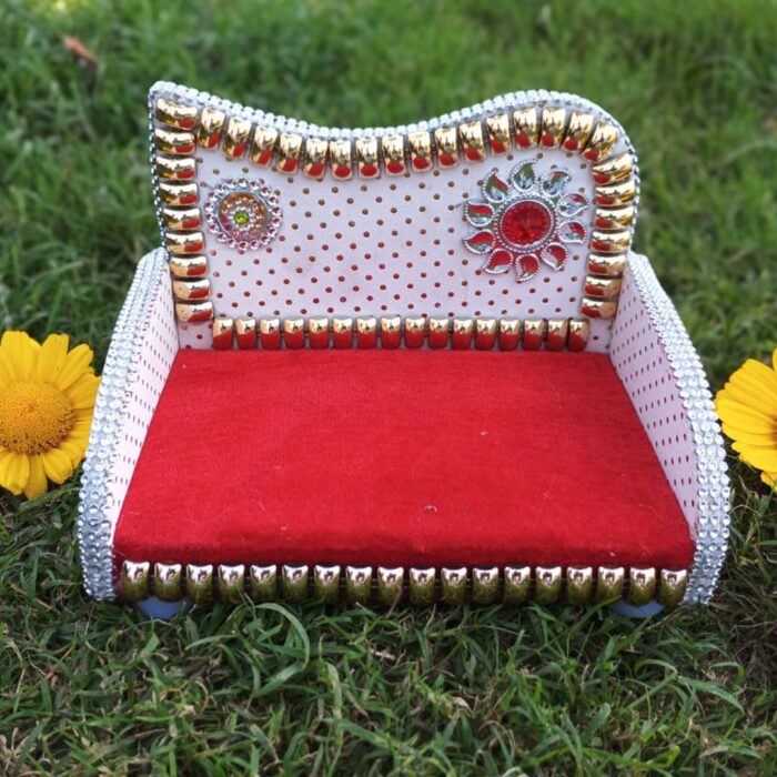 White Red Laddu Gopal Singhasan